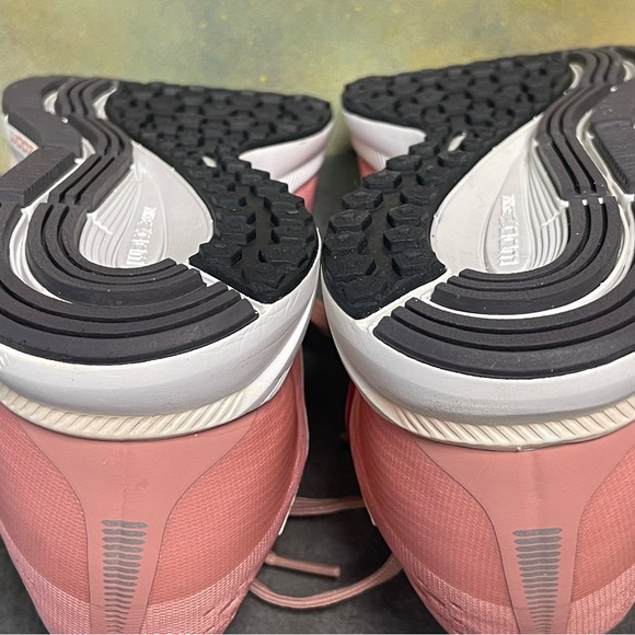 Nike Air Zoom Pegasus 34 Women's Pink Running Shoes Size 7.5 - Picture 13 of 16
